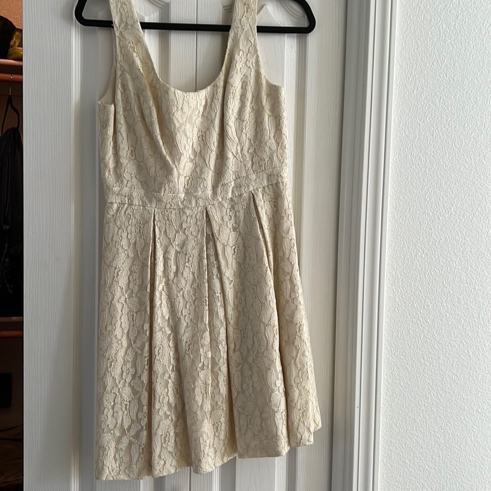 Aidan lace overlay dress size 8 worn once